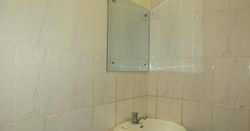 Crown Palace Inn Lusaka Bagian luar foto